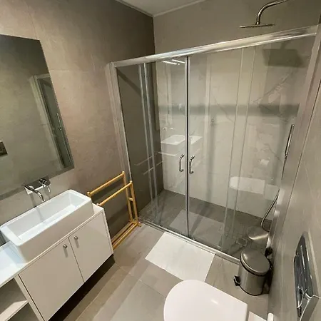 Апартаменты Cc Downtown Palace - F